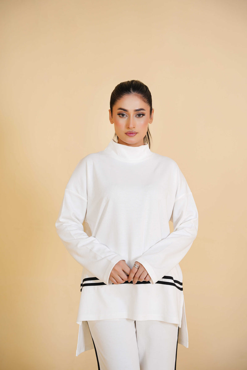 Mock neck blouse with contrast Stripe